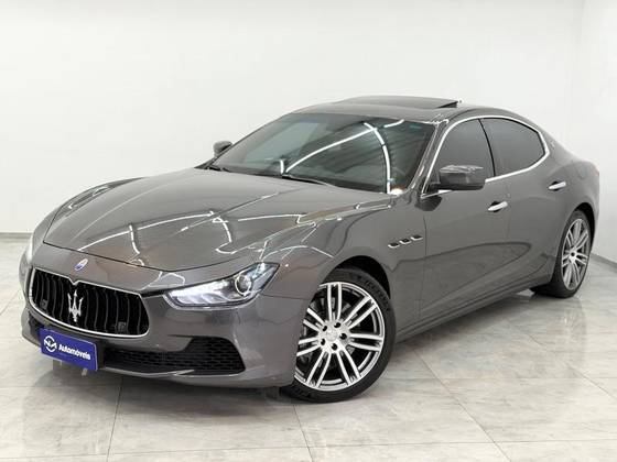 MASERATI GHIBLI 3.0 V6 TURBO GASOLINA AUTOMÁTICO MASERATI GHIBLI 3.0 V6 TURBO GASOLINA AUTOMÁTICO